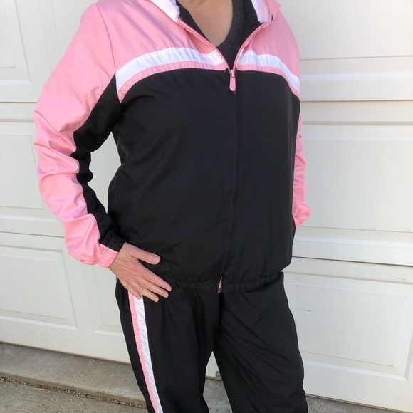 nike jacket and pants set